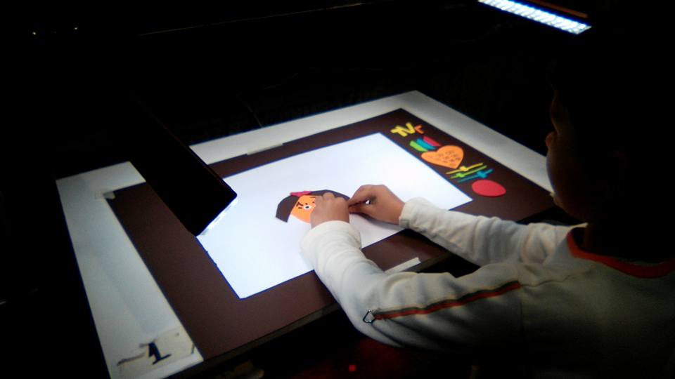 Момент от ателието по анимация за деца в Дома на хумора в Габрово